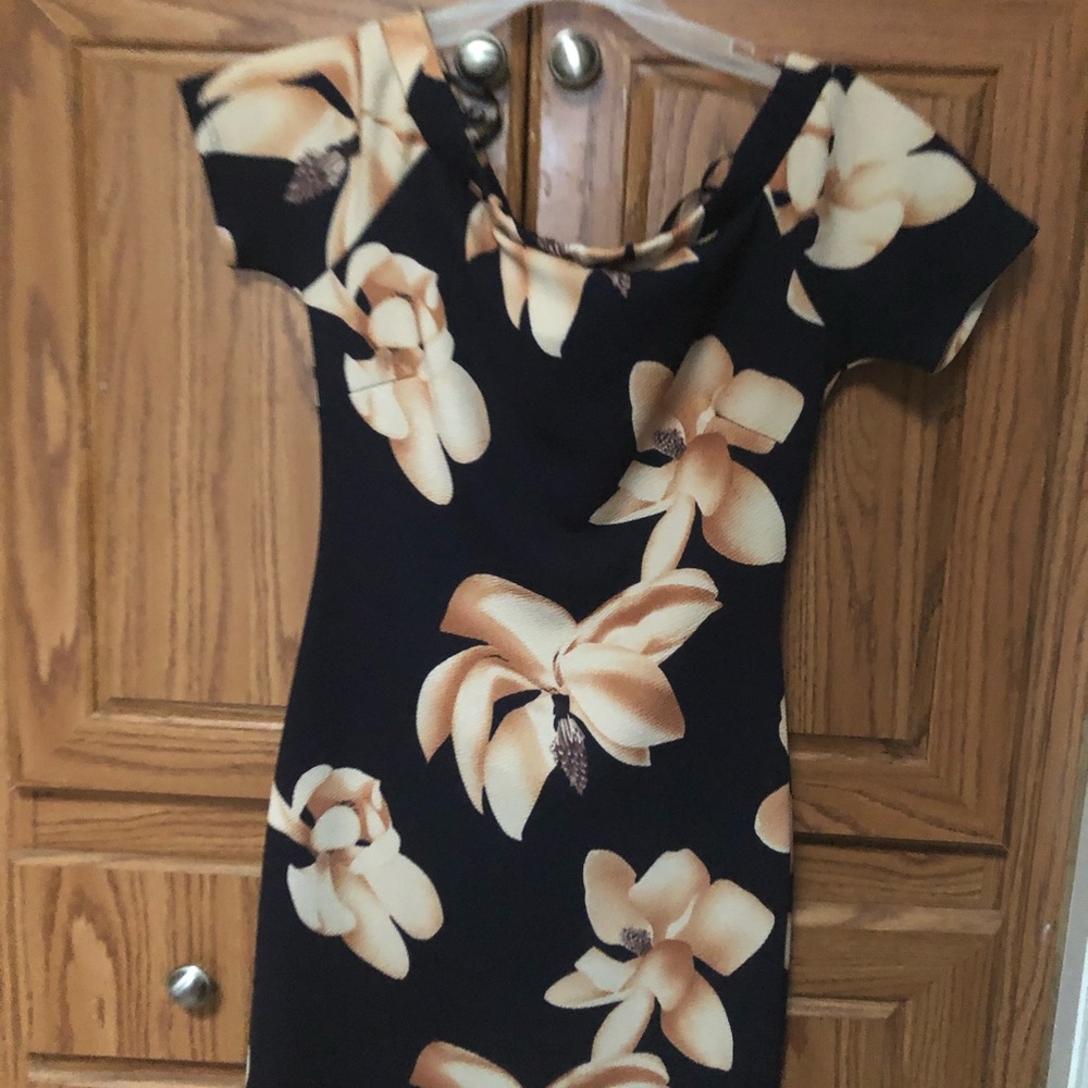 Fitted dress